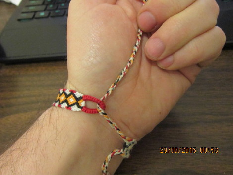 How to Tie the 4 Basic Friendship Bracelet Knots  Sarah Maker